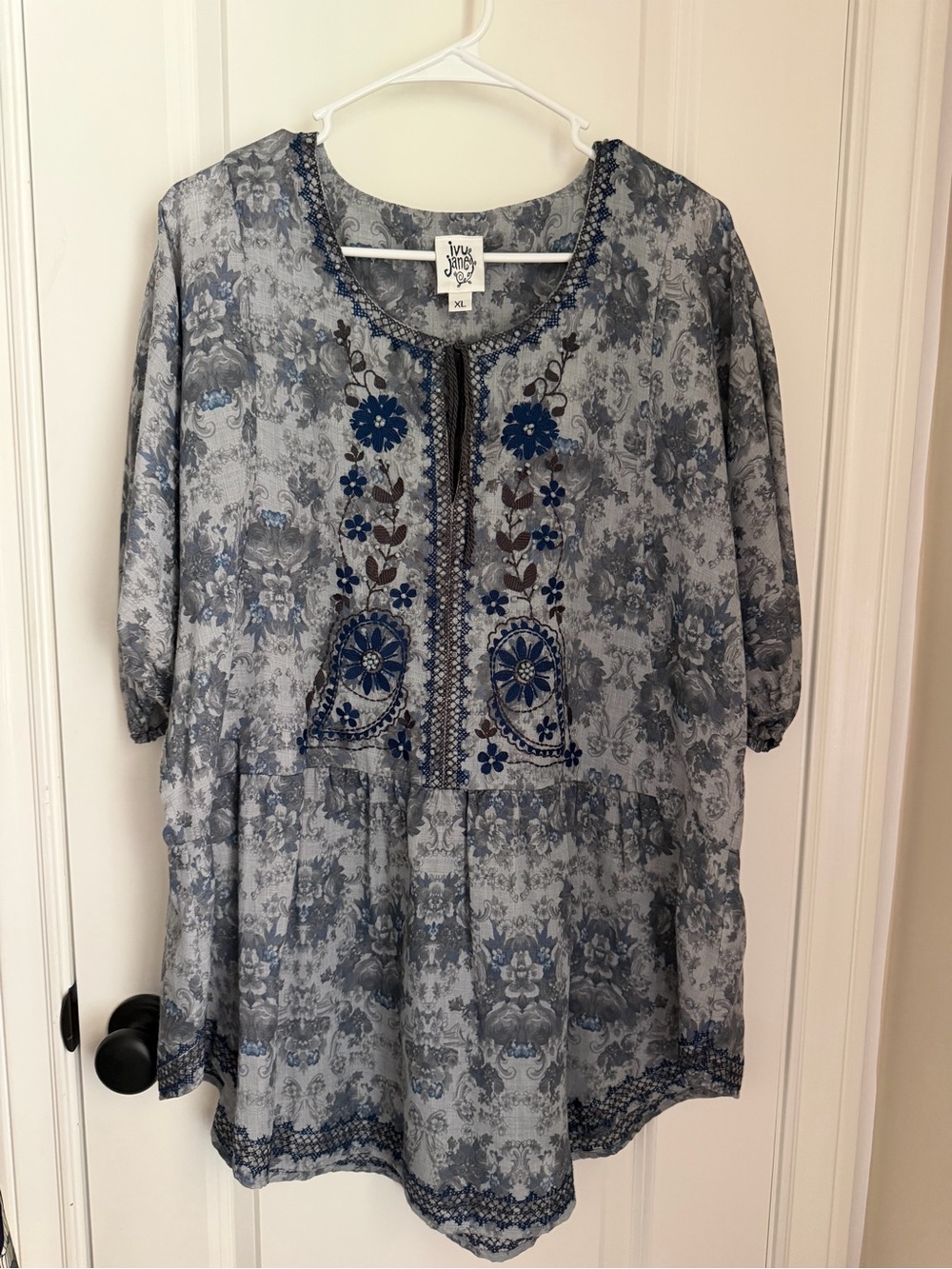 IVY JANE Gray Blue Beaded Embroidered Boho Tunic Top Long Sleeve Size XL